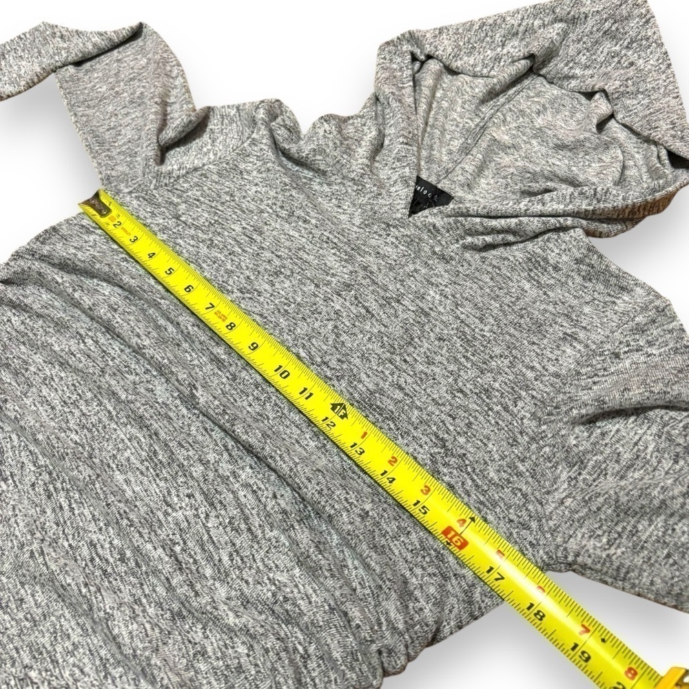 NWT Gibson Look Gray Cropped Ruched Hoodie Top - Size XS - Picture 11 of 16